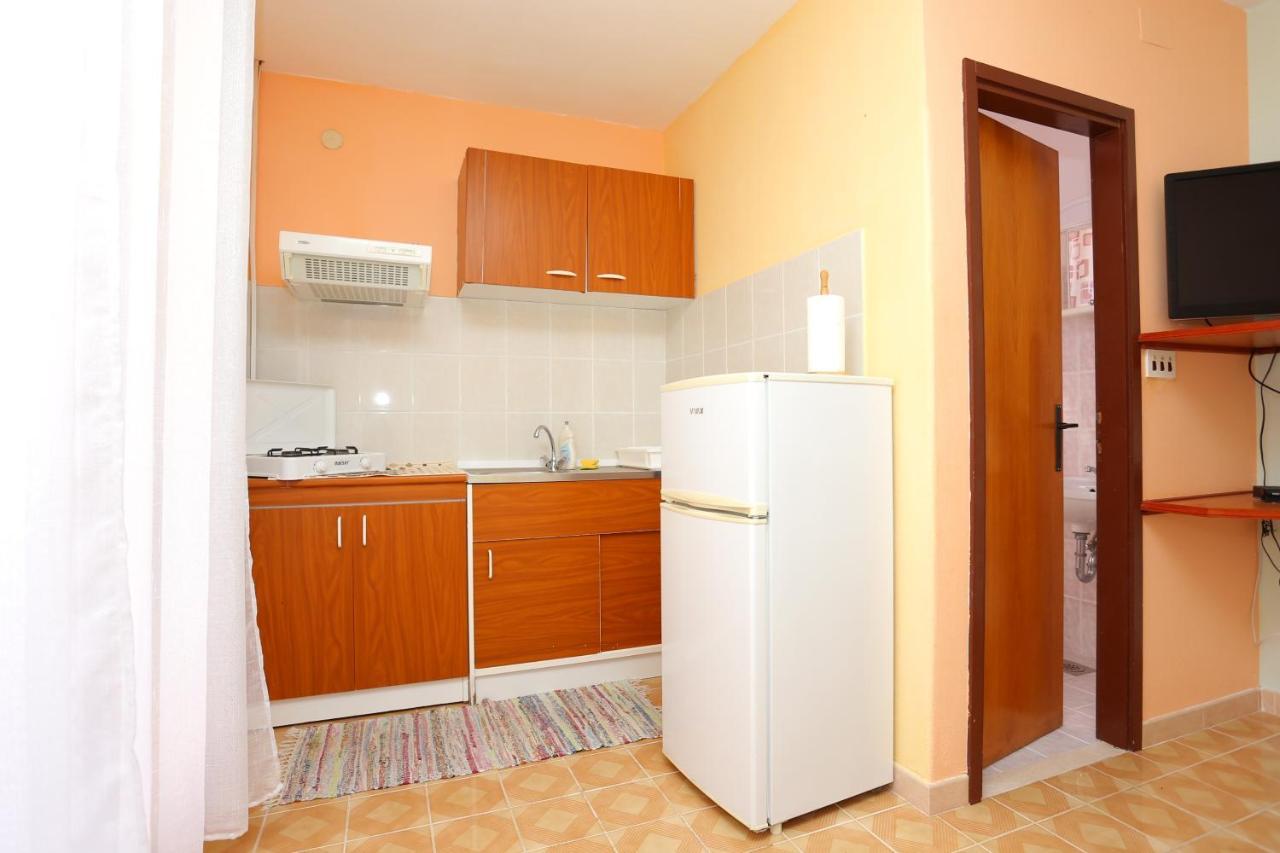 Apartments By The Sea Slatine, Ciovo - 16131 Exterior photo